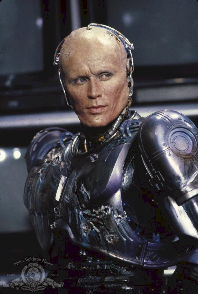 Paul Verhoeven’in “RoboCop” (1987) Filmi Üzerine