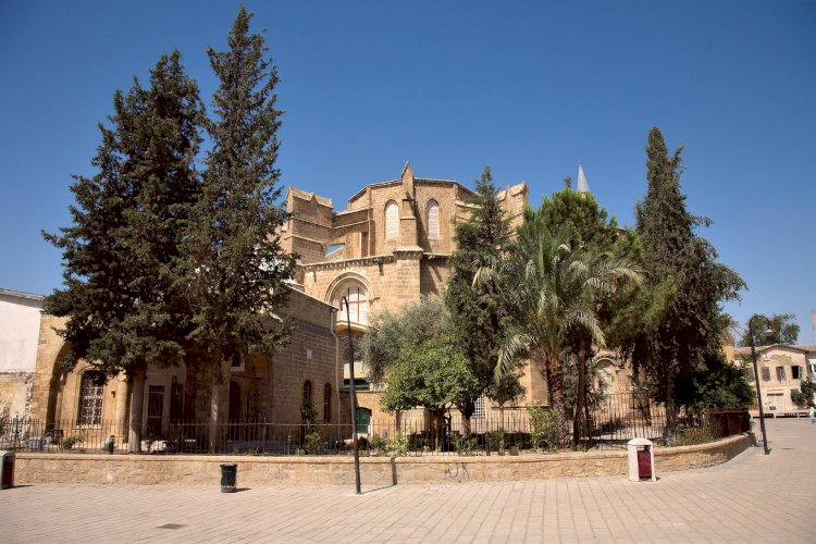 Antik Çağlardan Orta Çağ’a Kıbrıs