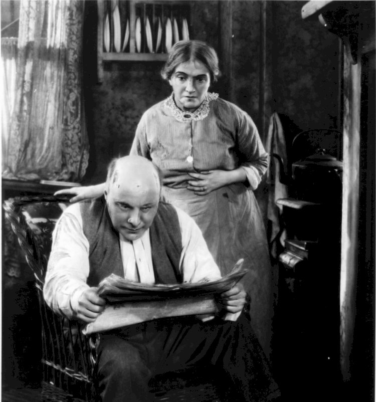 Alfred Hitchcock’un “The Lodger” (1927) Filmi Üzerine