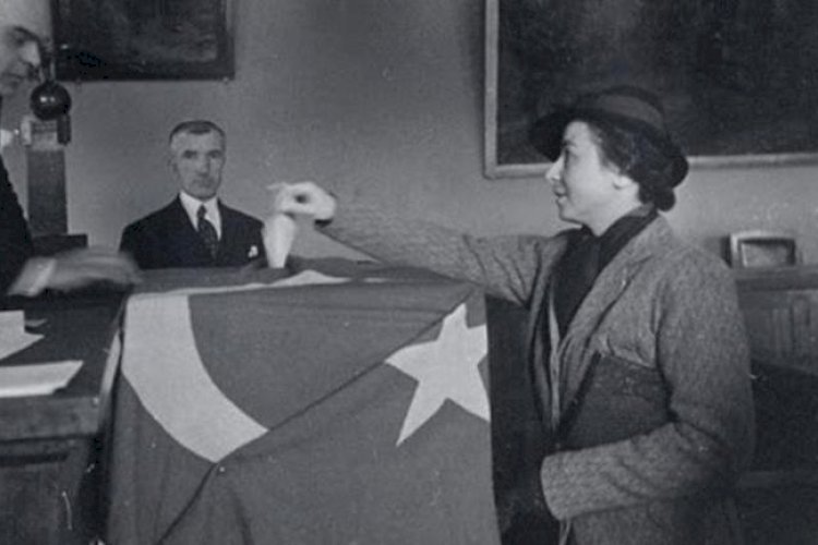 Türkiye'de kadınlara seçme ve seçilme hakkı hangi tarihte verilmiştir?
